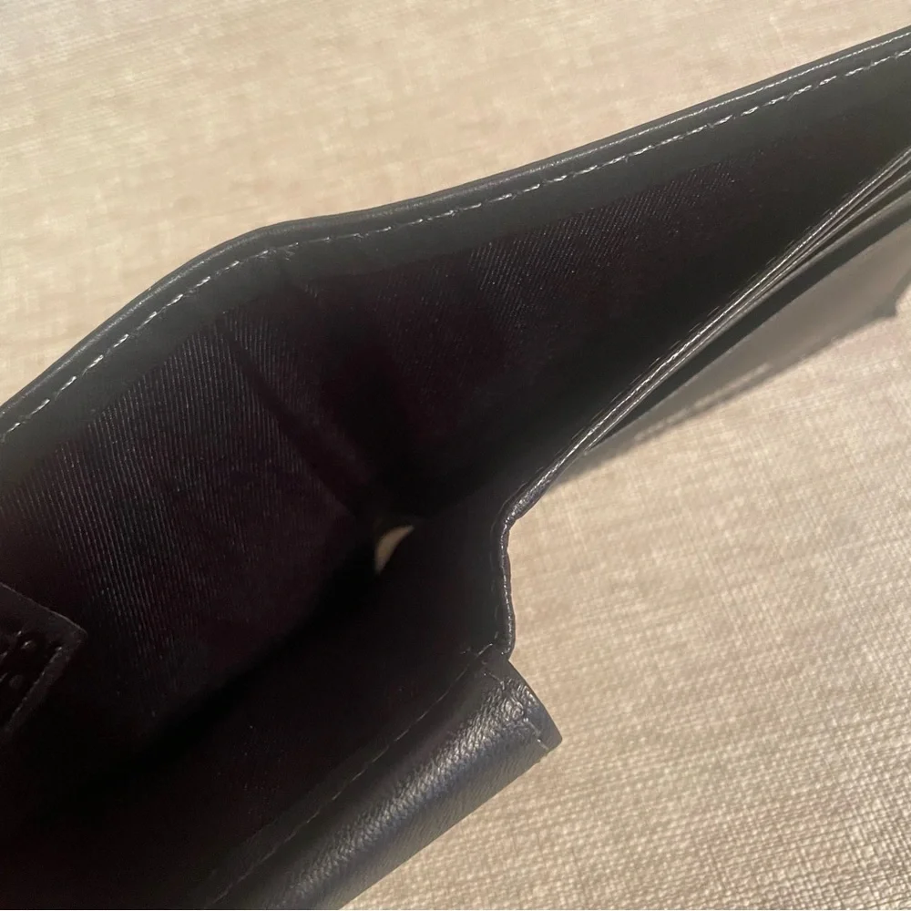 NWT Steve Madden RFID Bi-Fold Wallet